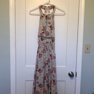 Women’s maxi dress